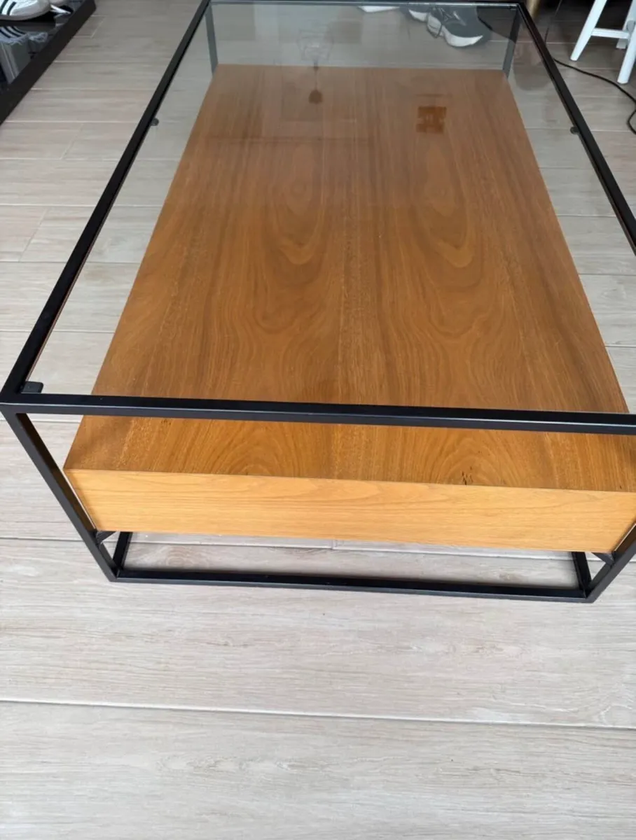Meadows and Byrne Alfred coffee table - Image 3
