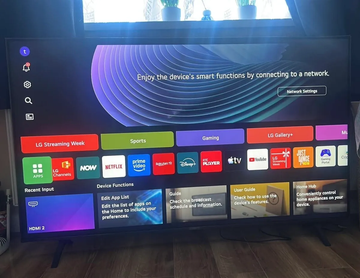 Smart tv - LG 65inch