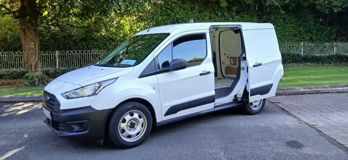Ford Transit Connect 2023 3 Seater 1.5 TDCi D.OE. - Image 4