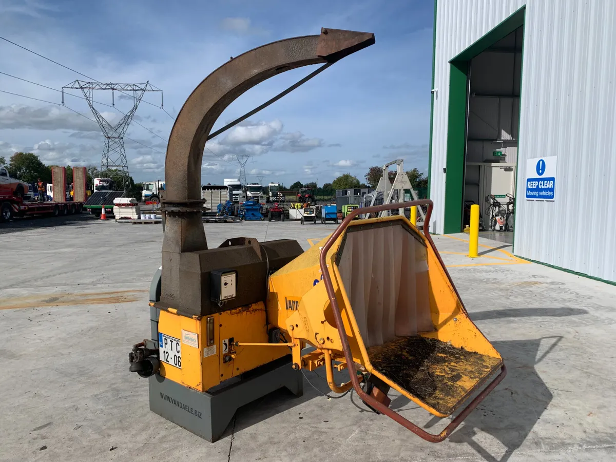 UNRESERVED 2006 VANDAELE TV180 PTO WOODCHIPPER - Image 3