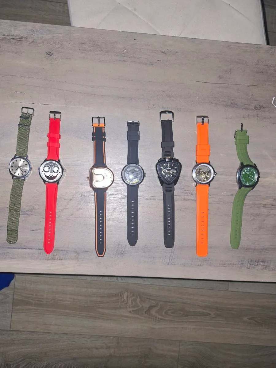 Asortment of mens watches - Image 1