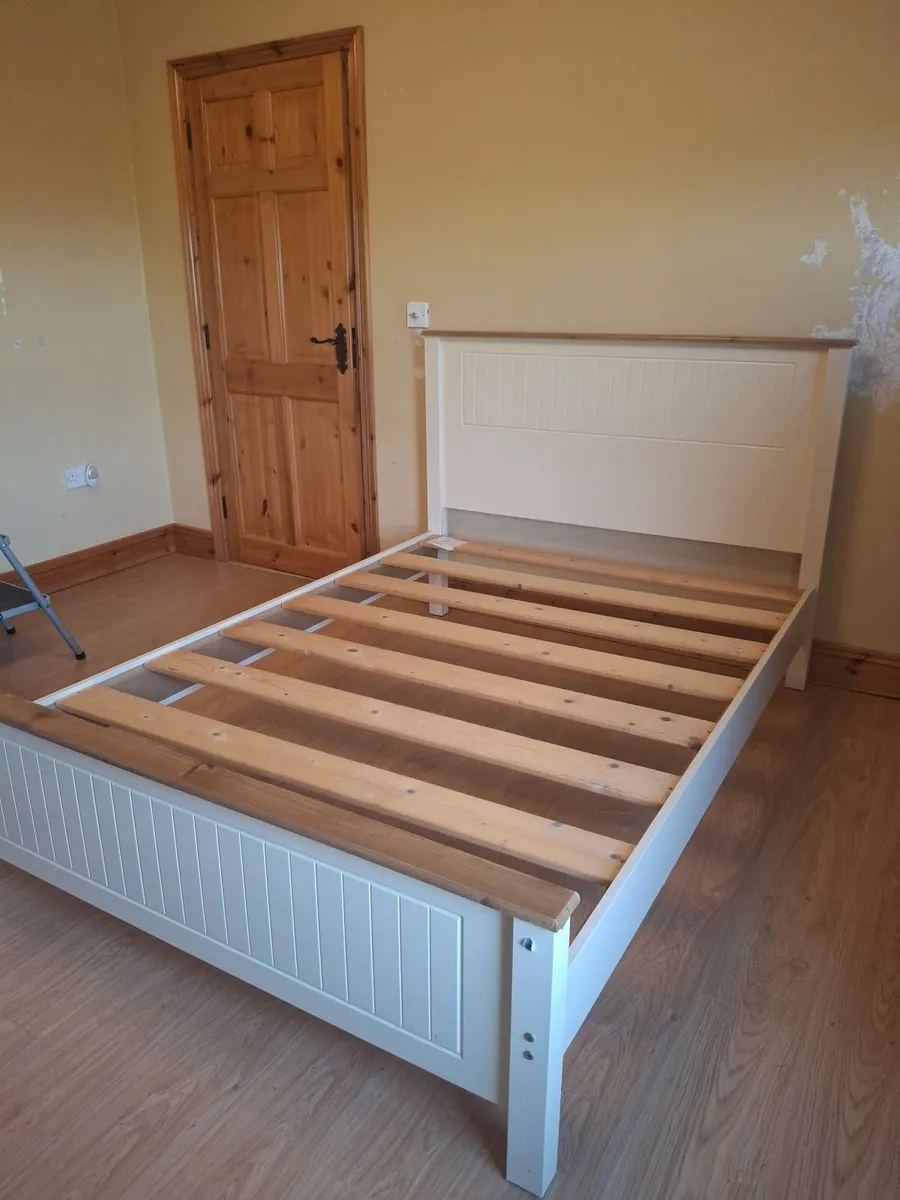 bedroom furniture - Image 2