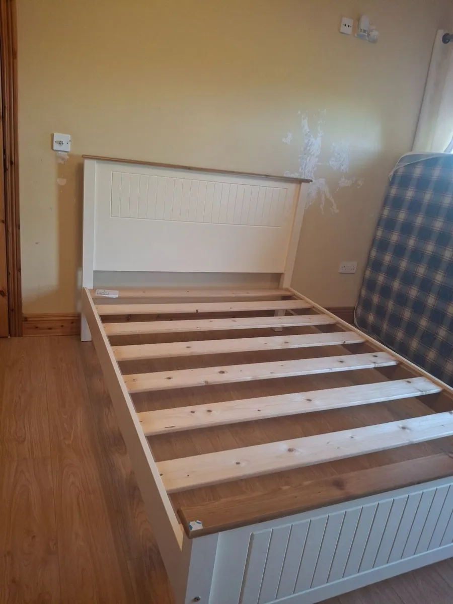 bedroom furniture - Image 3