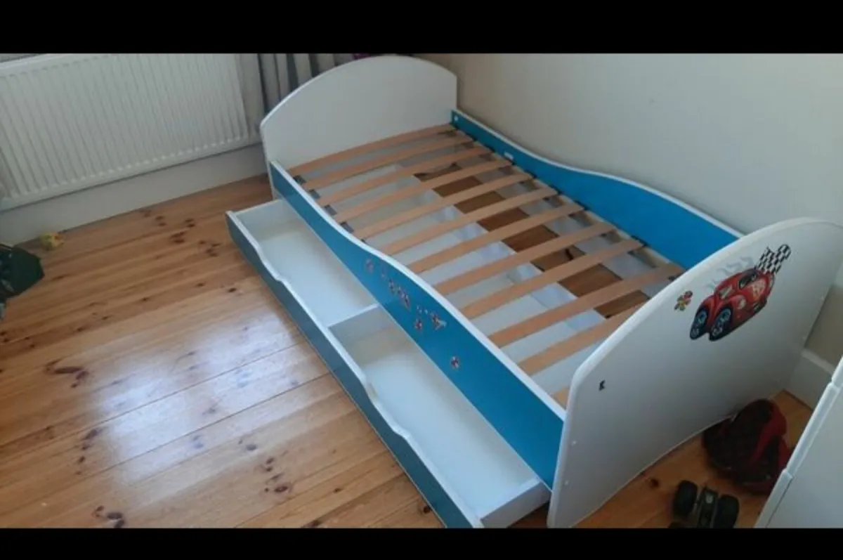 Kids Bed - Image 1