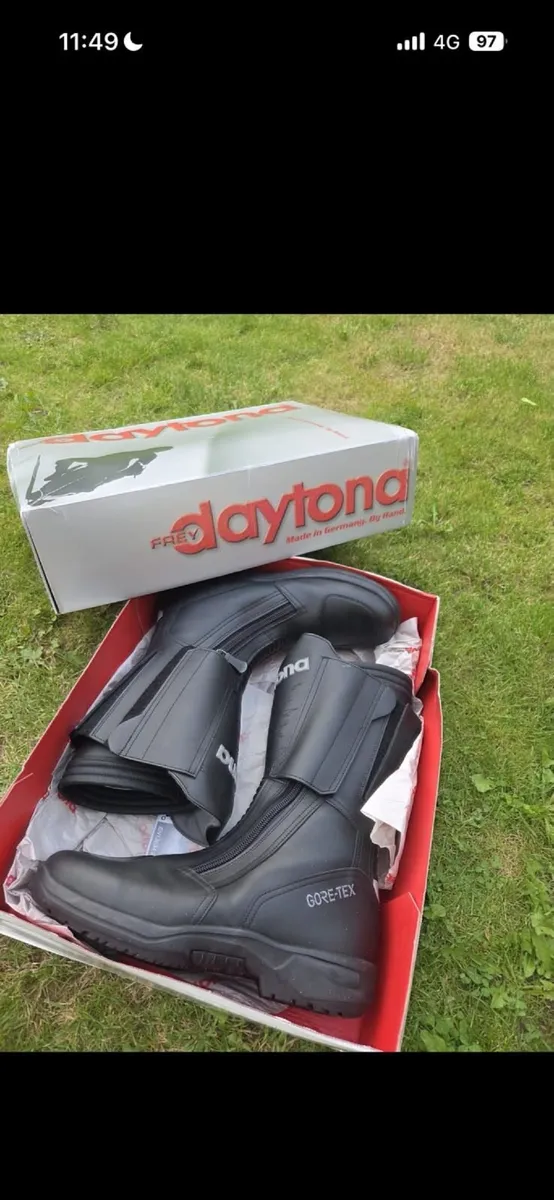 Motorcycle boots