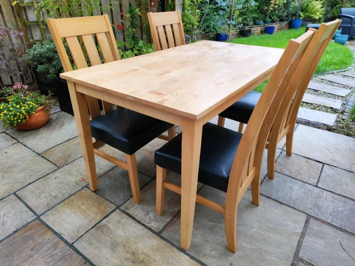 Kitchen dining table - Image 1