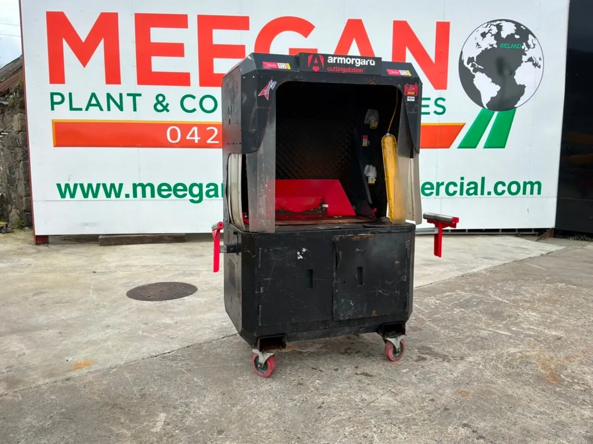 Armogard cutting station cabinet......3000-B - Image 1