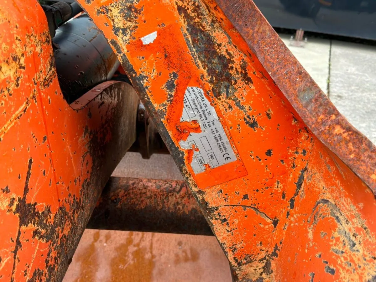 Kinshofer rotating clamshell muck grab bucket..... - Image 4