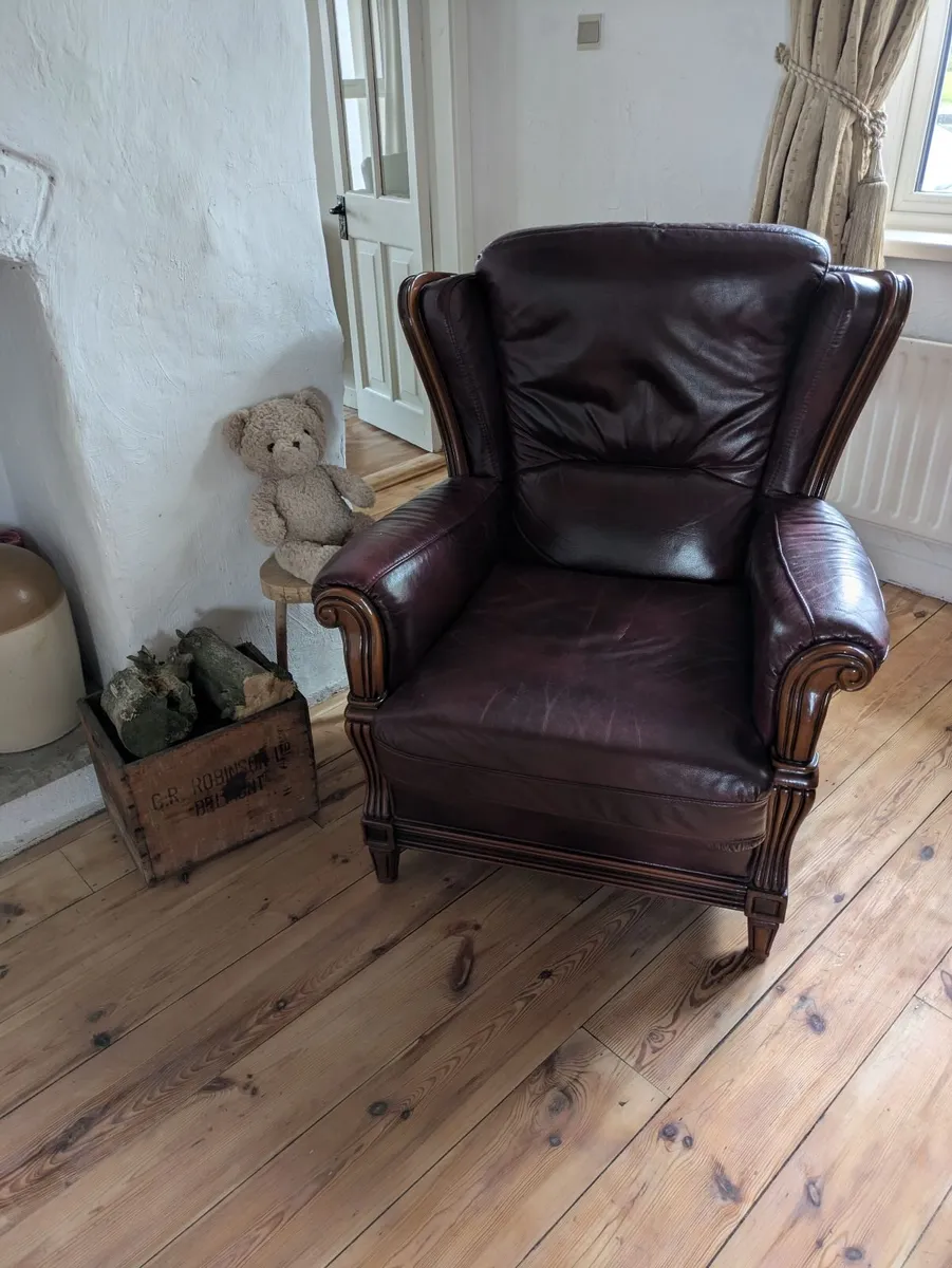 Armchair - Image 2