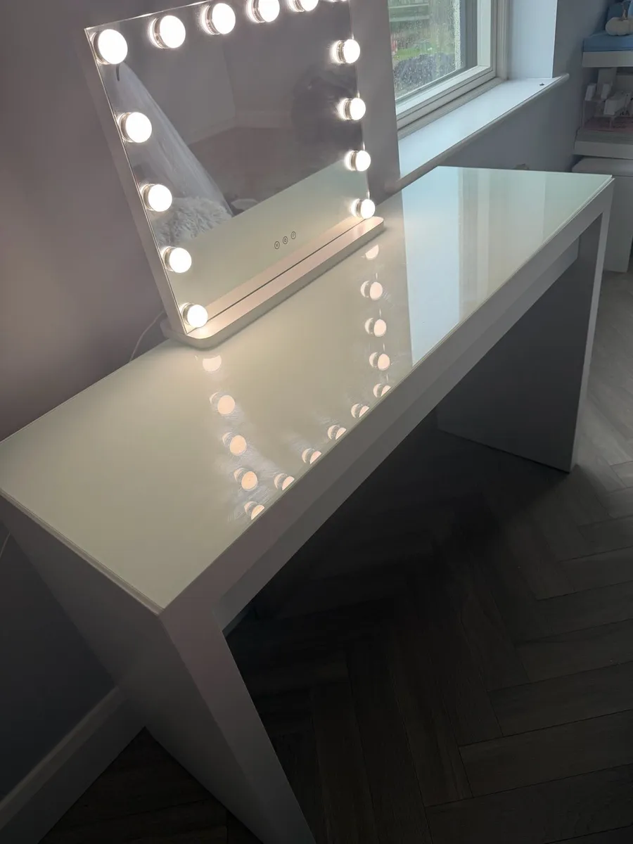 IKEA malm dressing / vanity table with mirror - Image 3