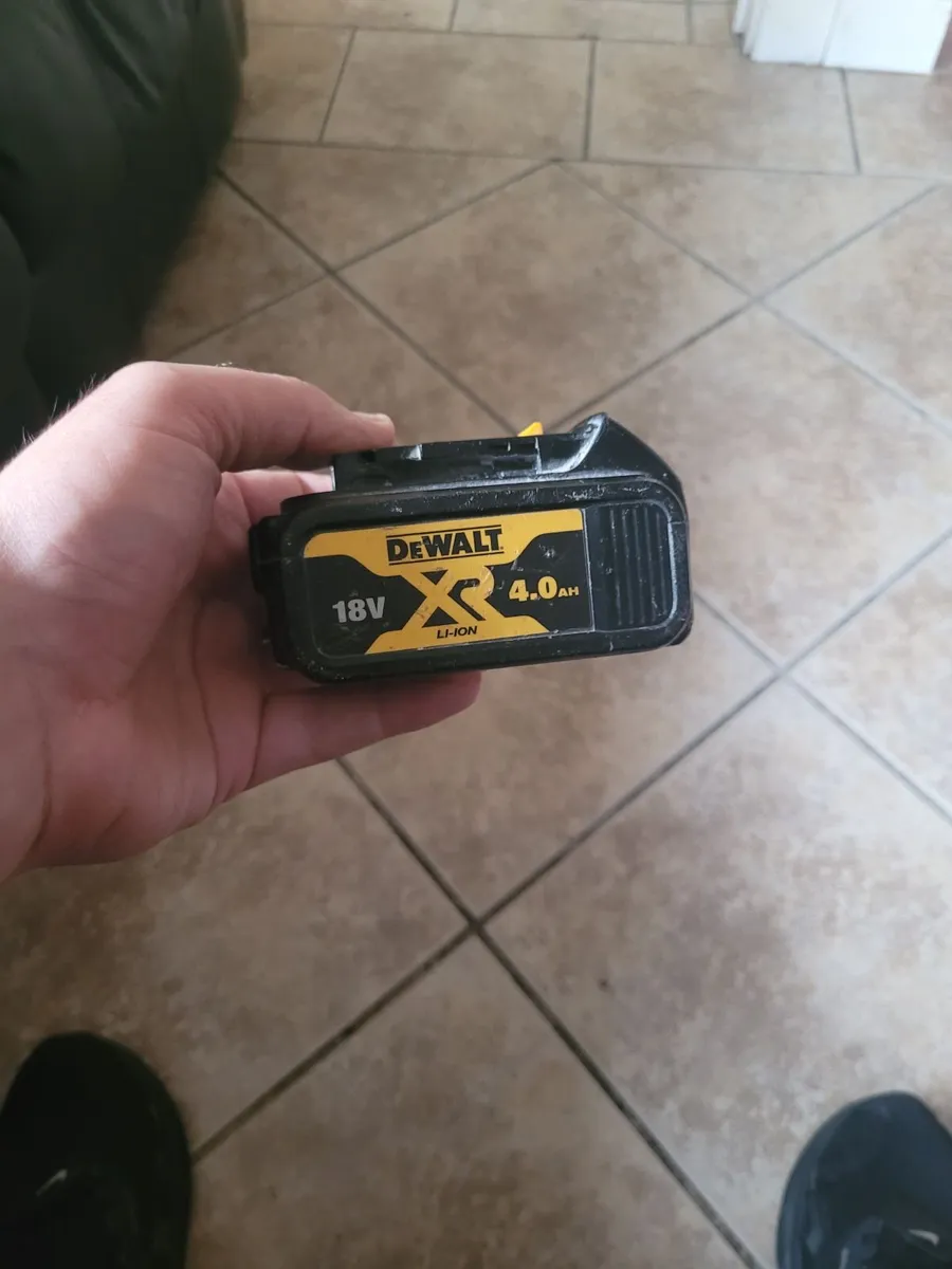 Dewalt battery