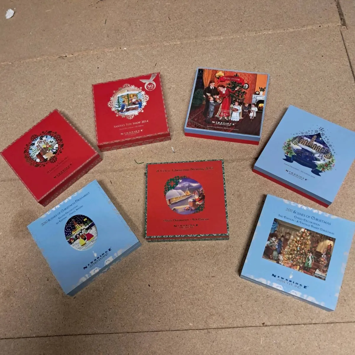 Christmas decorations - Image 1
