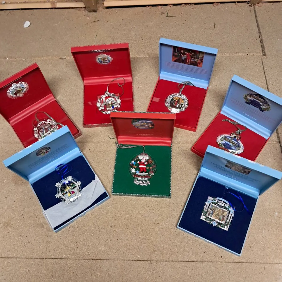 Christmas decorations - Image 2