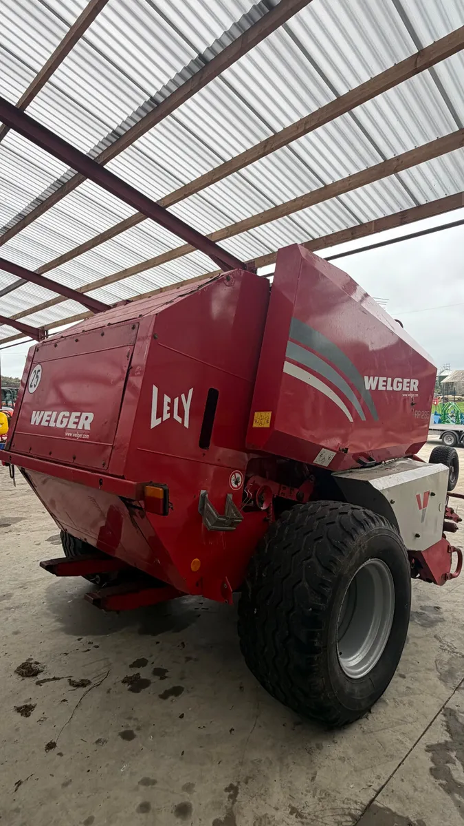 Welger 235 round baler - Image 4