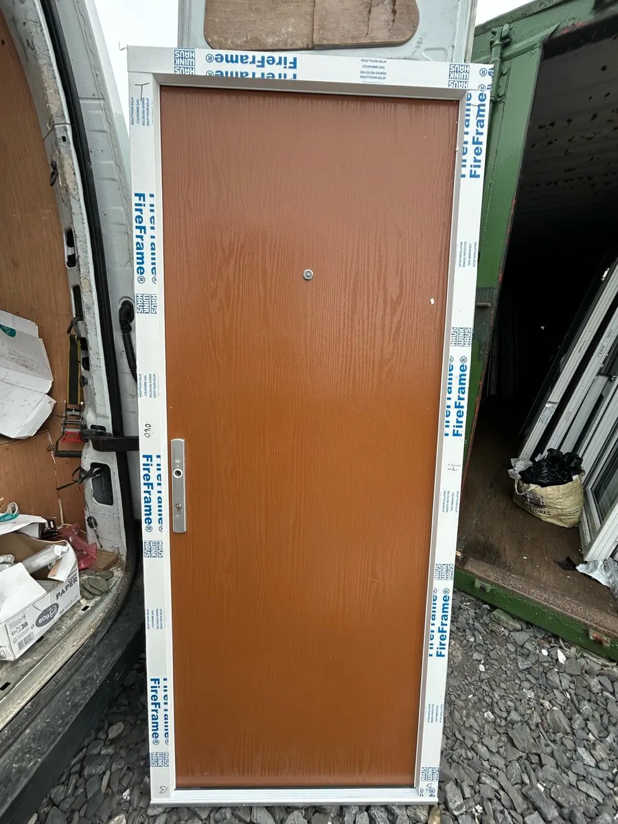 PVC door - Image 3
