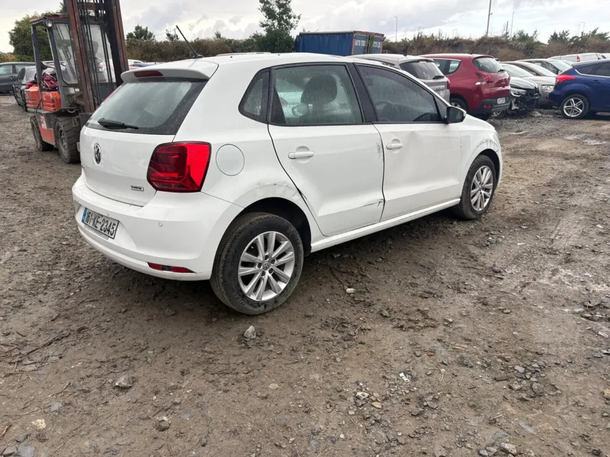 2016 Vw Polo 1.0 Petrol driving - Image 4