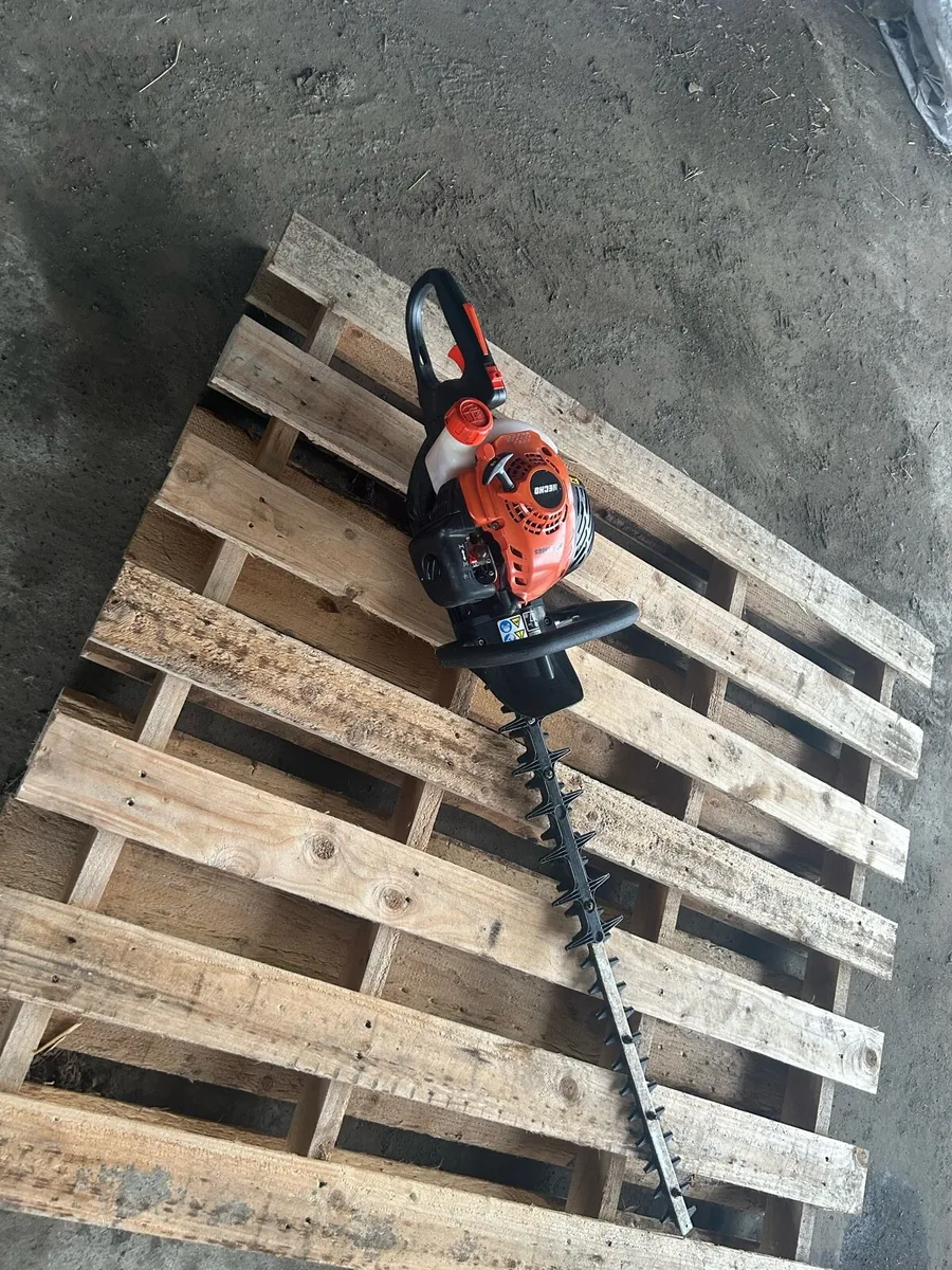 ECHO HCR-185ES Professional Hedge Trimmer - Image 2