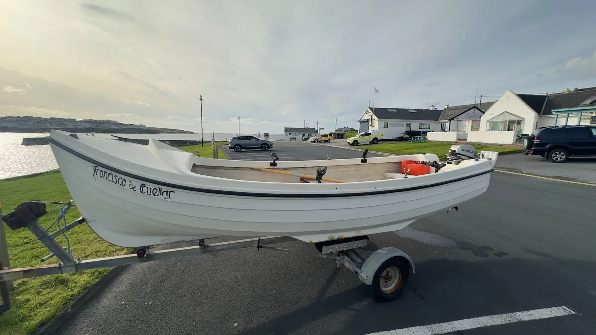 Fishing Boat with Engine - Image 1