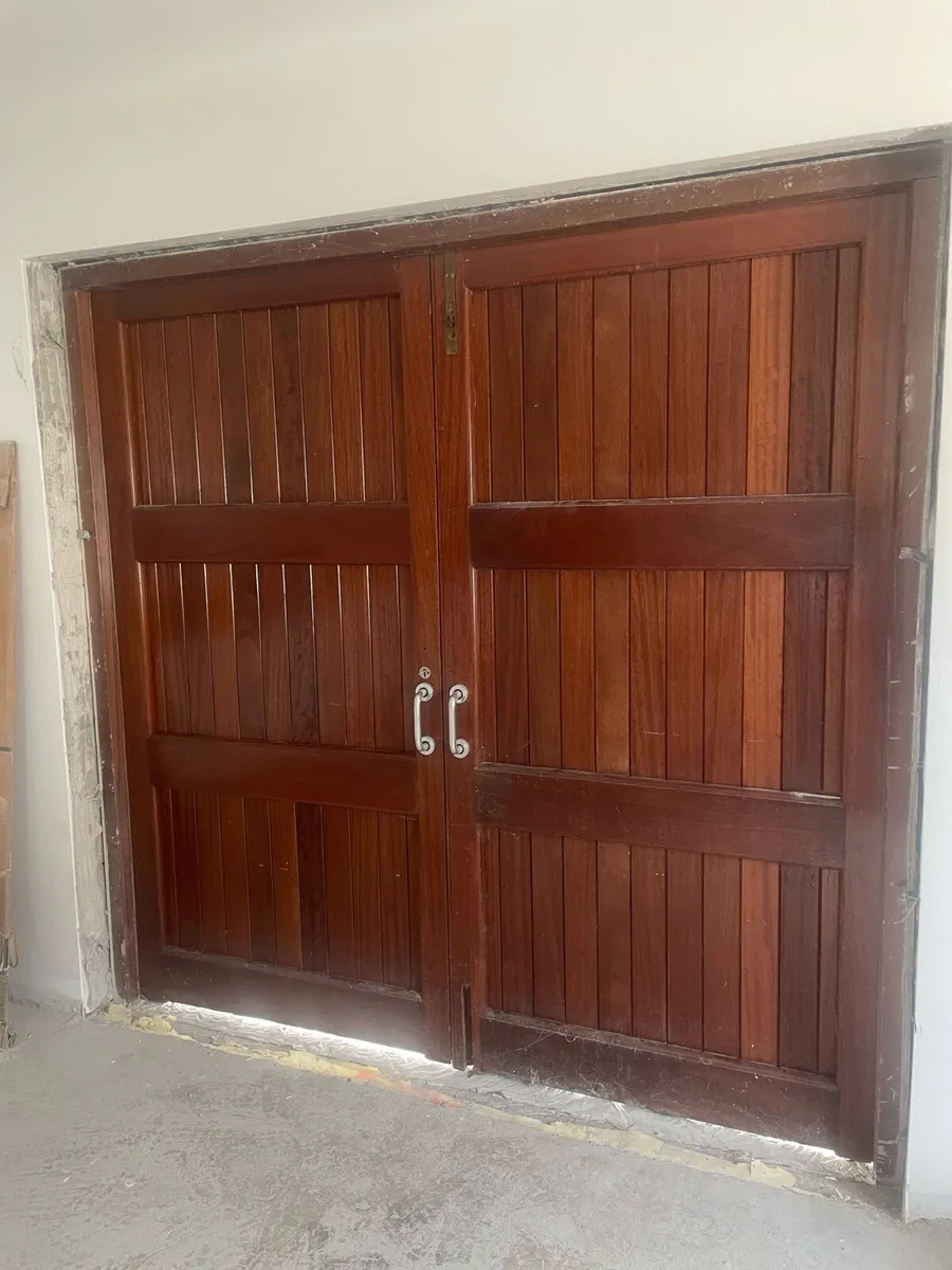 Teak double doors - Image 1