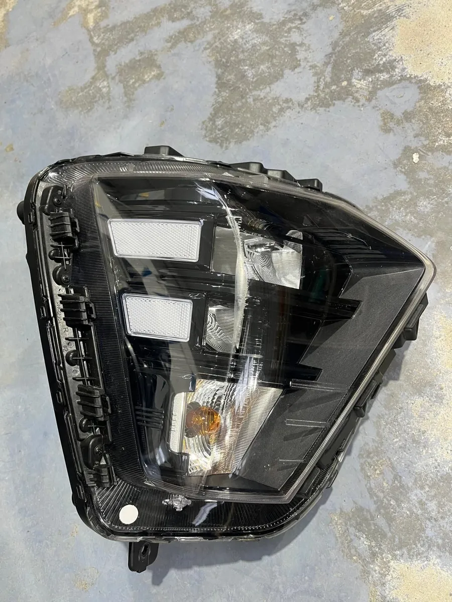 Headlight for 251 Hyundai Kona