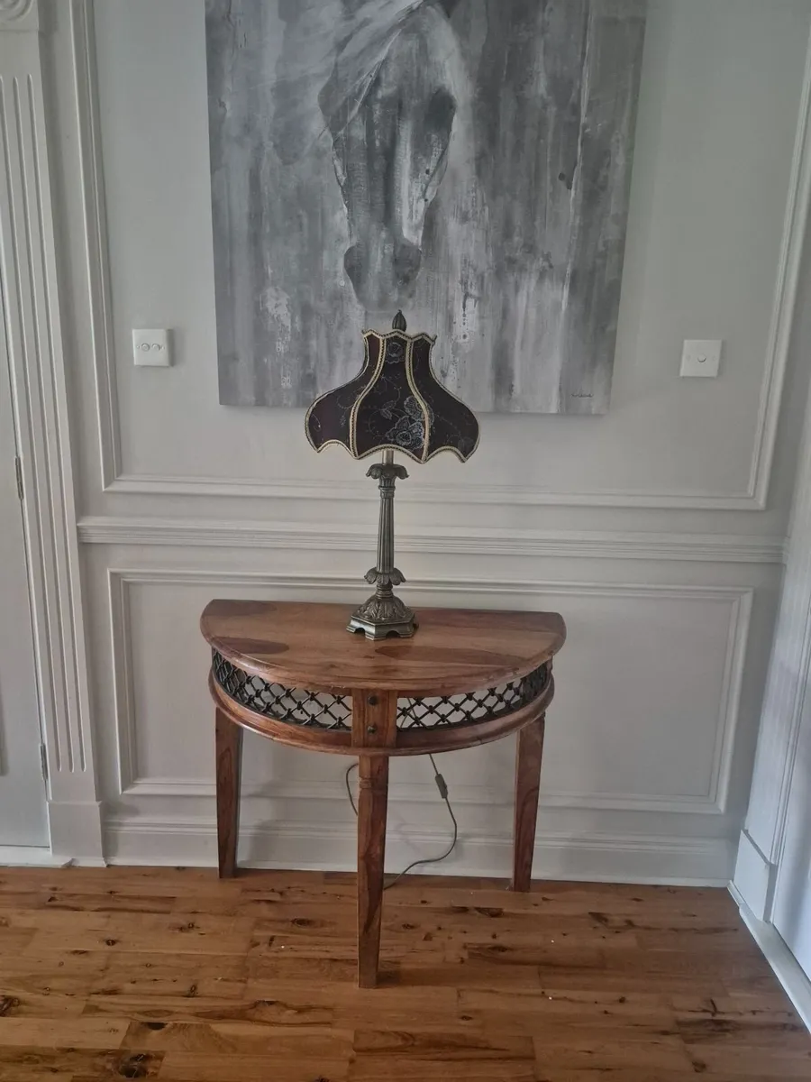 Console table