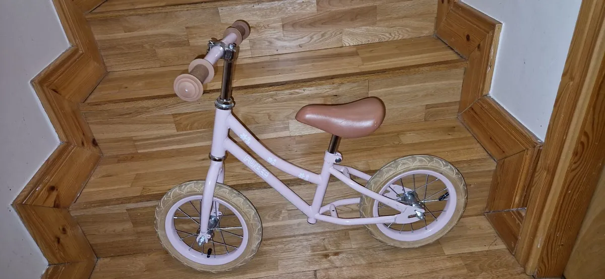 Mia Balance bike - Image 2