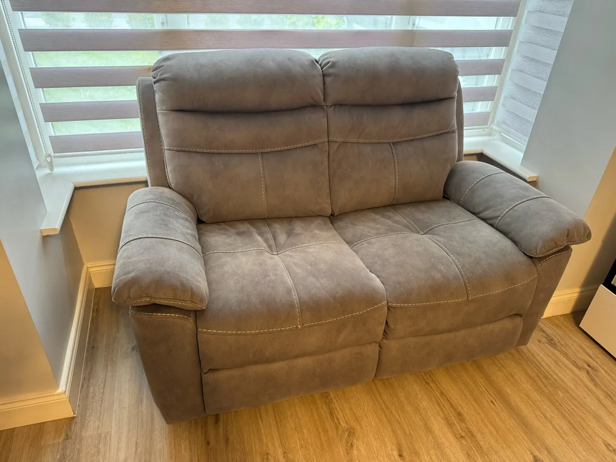 3+2 Seater Sofas - Image 2