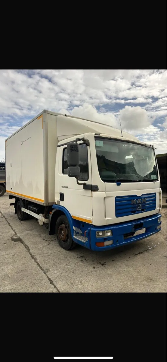 MAN TGL 7.150 7.5 tonne rigid box truck - Image 2