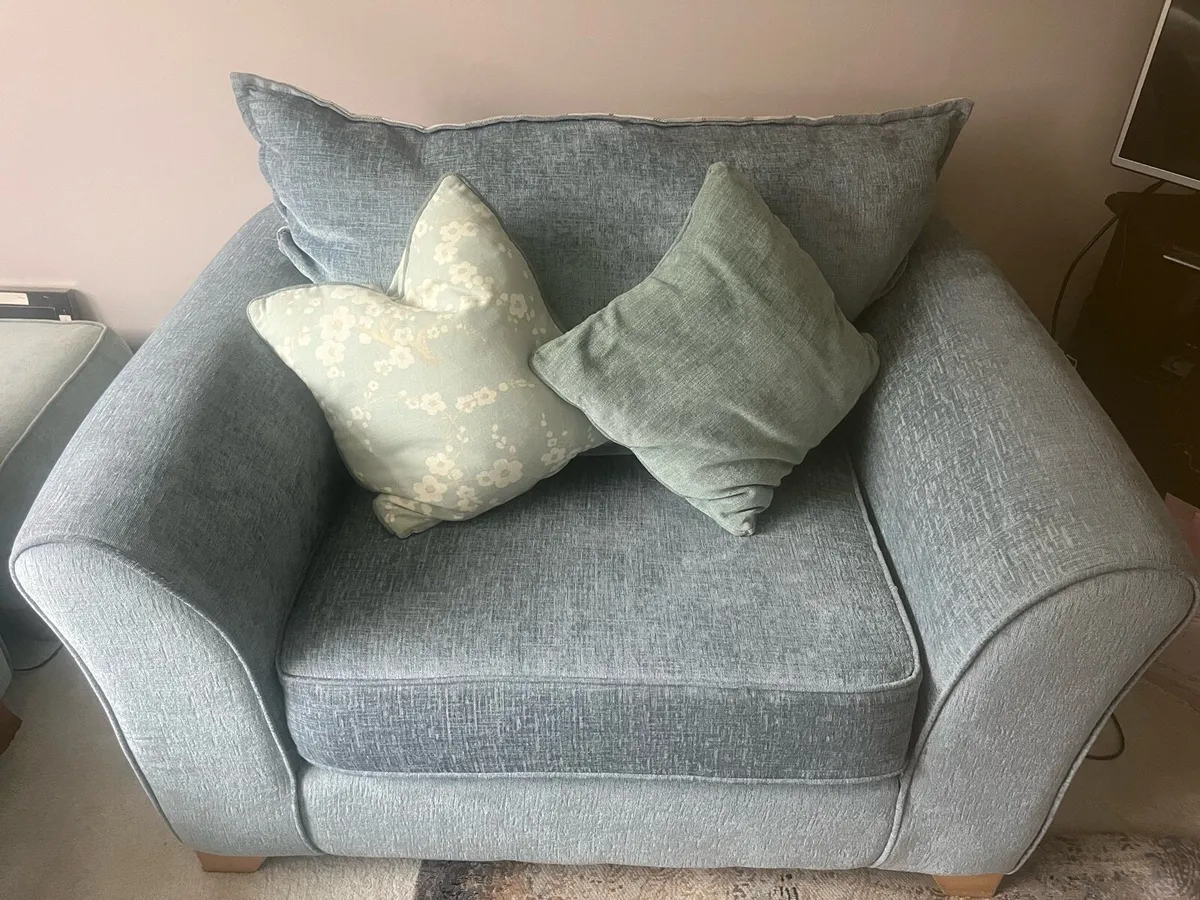 Love Seat - Image 1