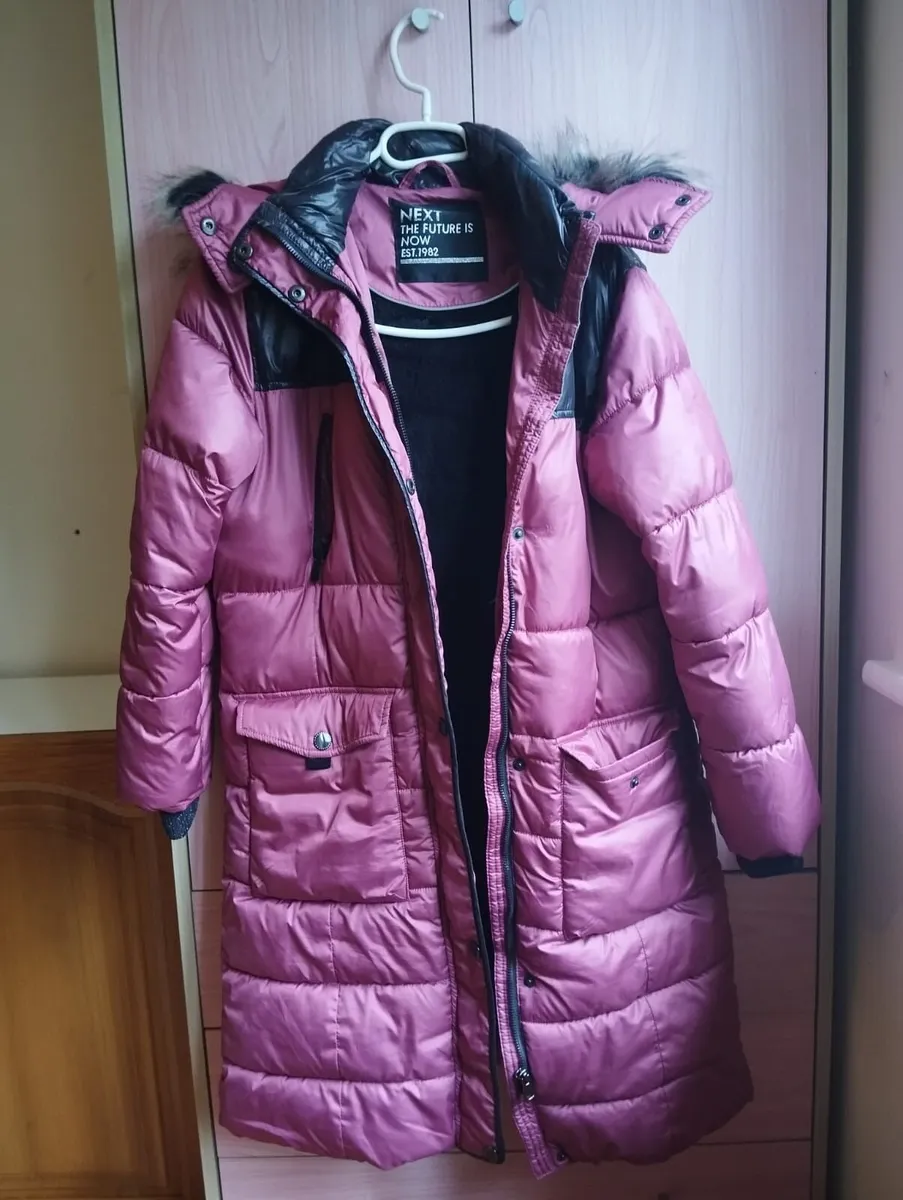 Girls winter coat - Image 1