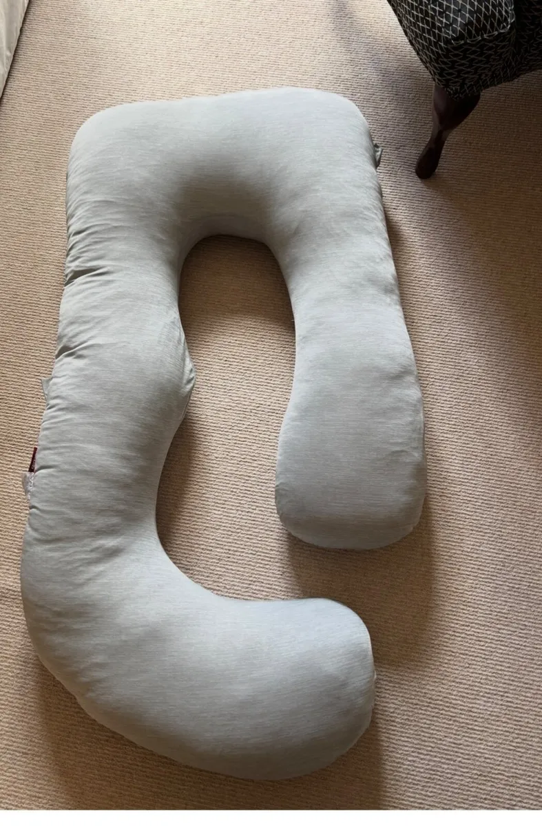 Momcozy & Niimo Pregnancy / Nursing Pillows – Neve - Image 1