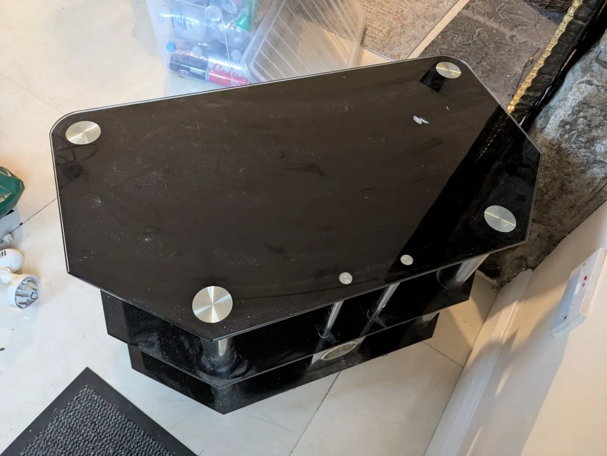 TV Stand - Image 4