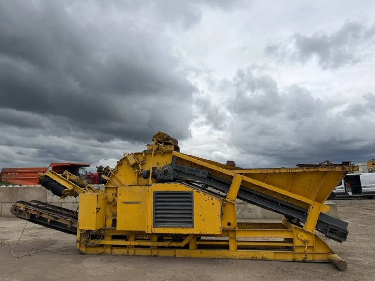 2004 Rubble Master RM60 Hook loader crusher - Image 3