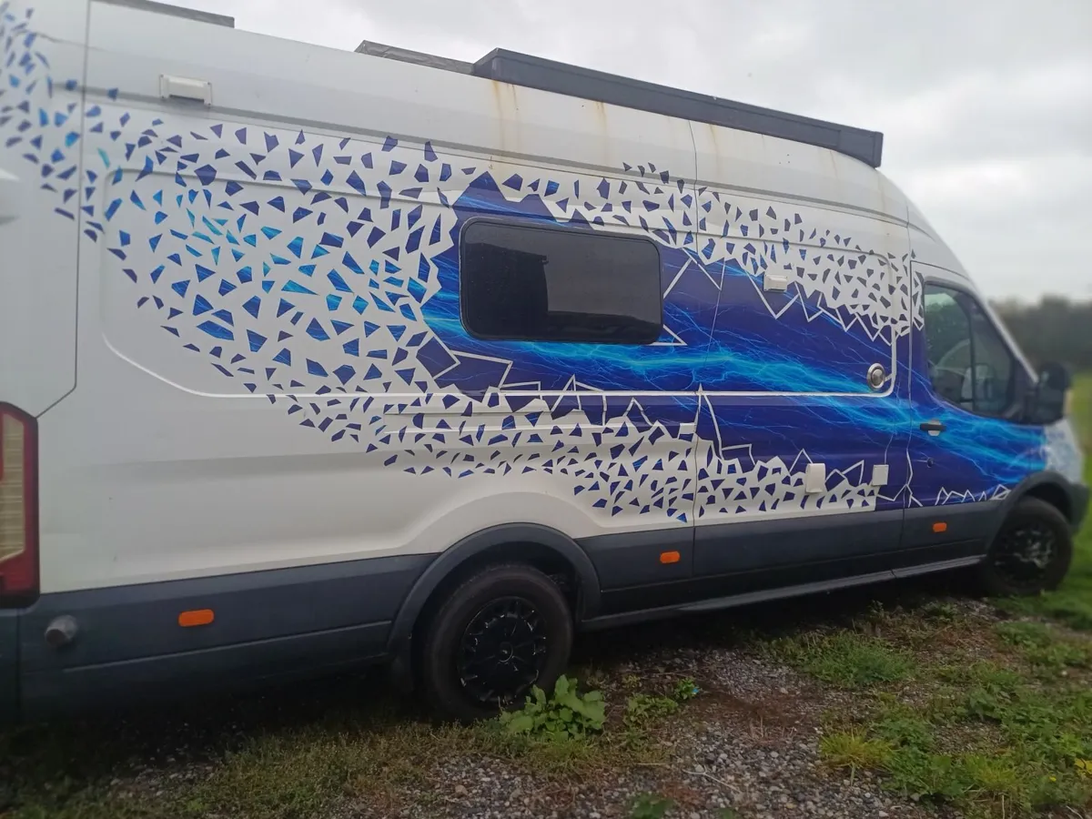 Converted camper van - Image 4