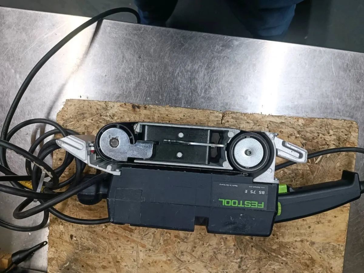 Festool Bs 75e belt sander.