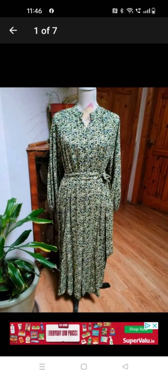 H&M loose fitting dress, new never worn,
H&M flora - Image 1