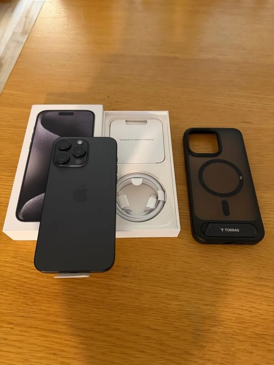 Mint iPhone 15 Pro Max 256GB, Black Titanium, 100%, unlocked like new - Image 1