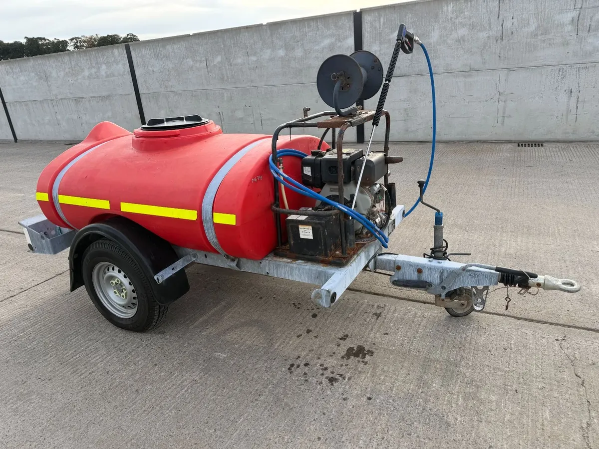 WESTERN SINGLE AXLE FAST TOW POWER WASHER - Image 1