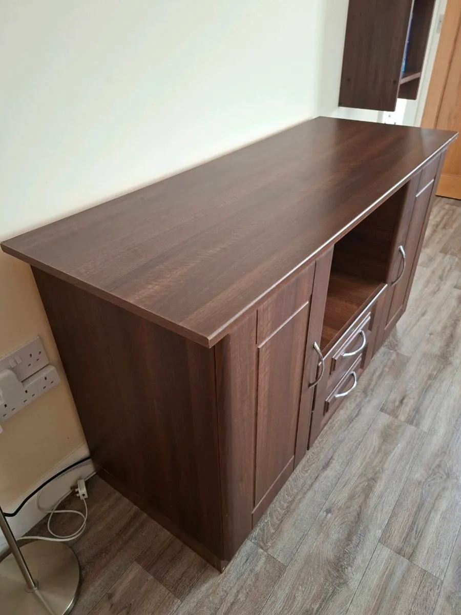 TV Stand - Image 4