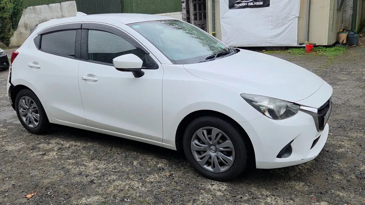 Mazda Demio 2018 1.3petrol Automatic 120km - Image 2