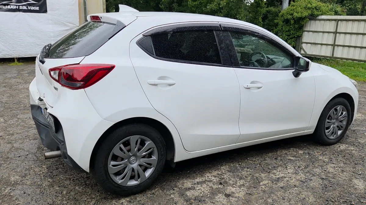 Mazda Demio 2018 1.3petrol Automatic 120km - Image 3