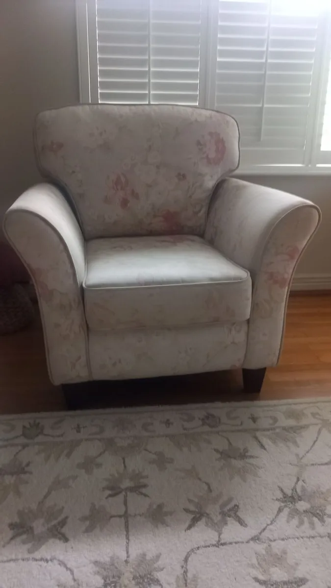 Armchair - Image 4