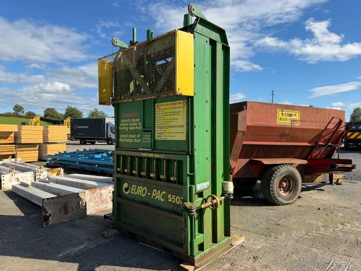 F FLYNN ENGINEERING 500 3 PHASE CARDBOARD BALER - Image 3