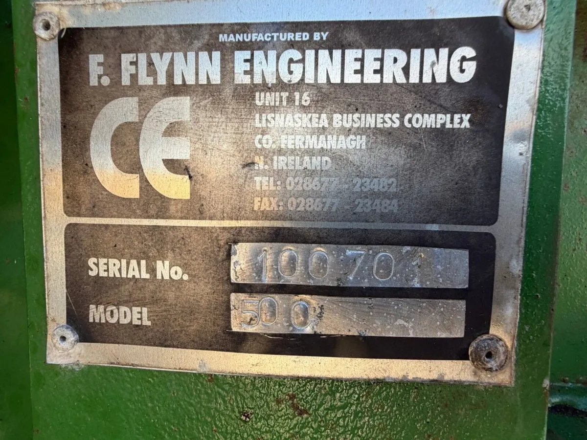 F FLYNN ENGINEERING 500 3 PHASE CARDBOARD BALER - Image 4