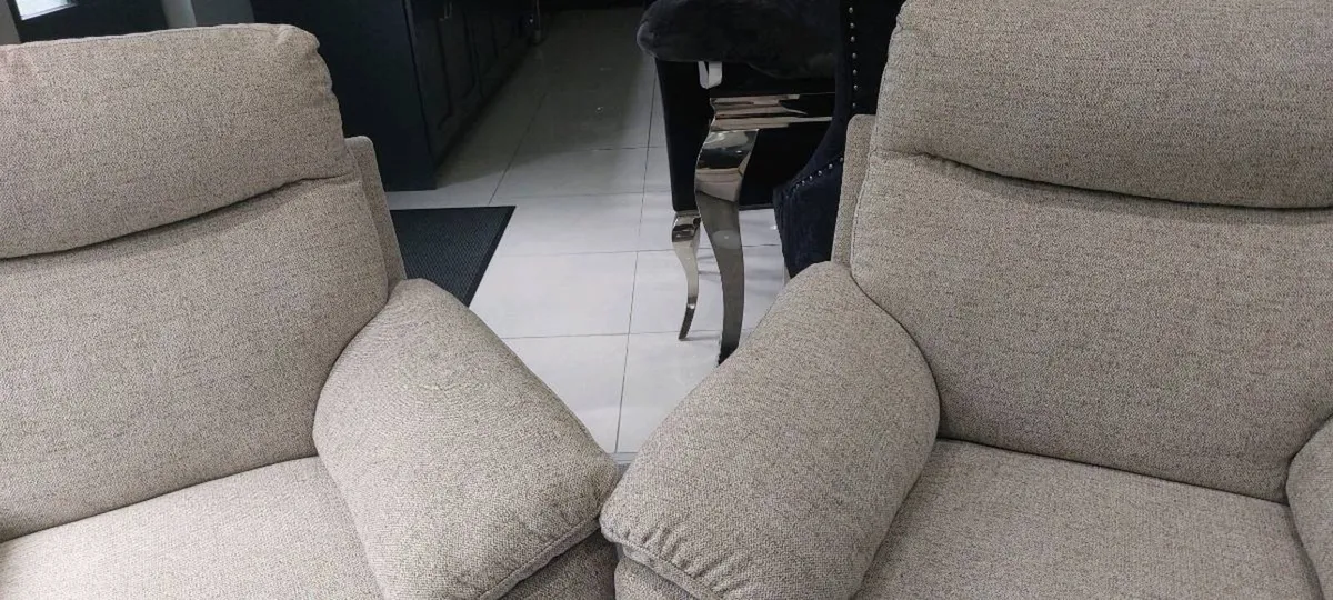 Armchairs - Image 2