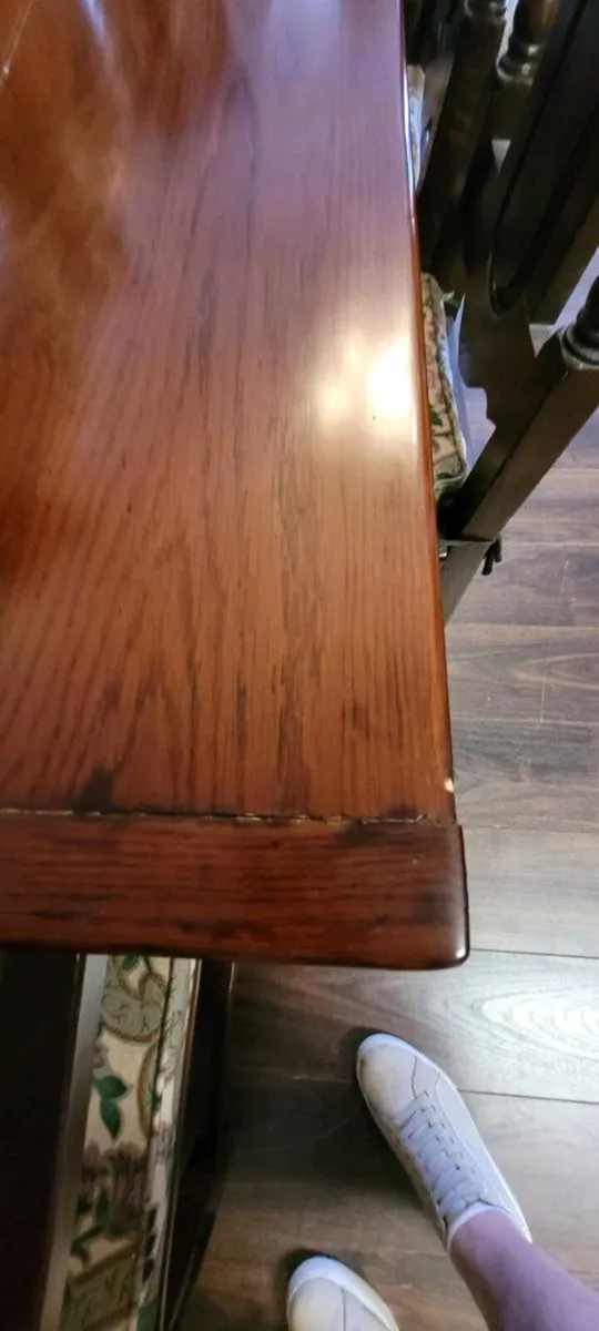 kitchen table without a chairs. - Image 4