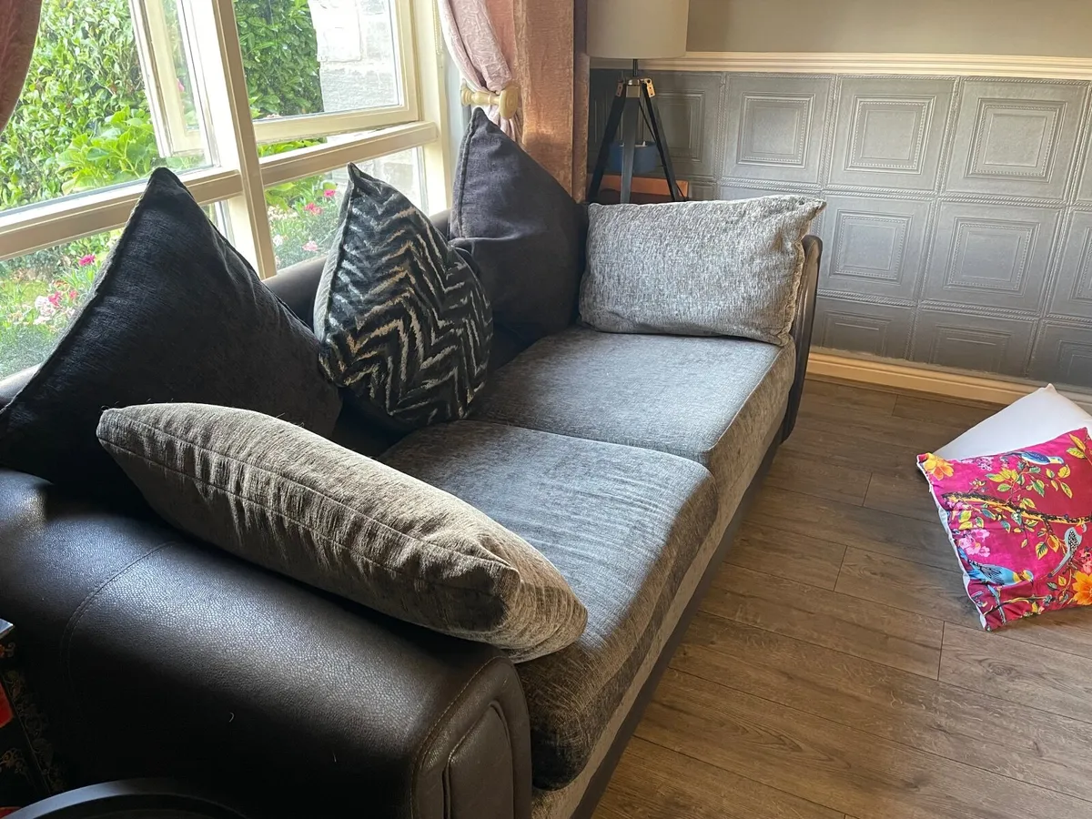 Two , Two seater Settees - Image 3