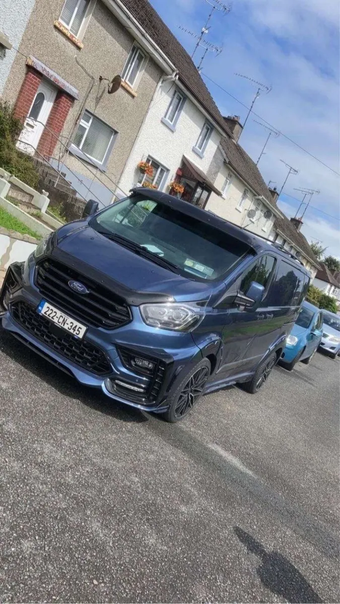 Ford Transit Custom 2022 - Image 4