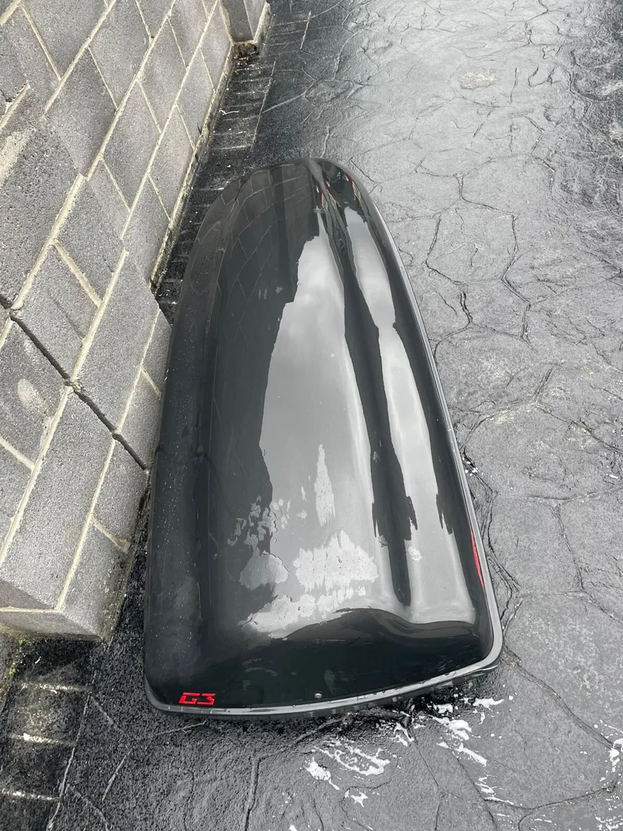 Roof box - Image 2