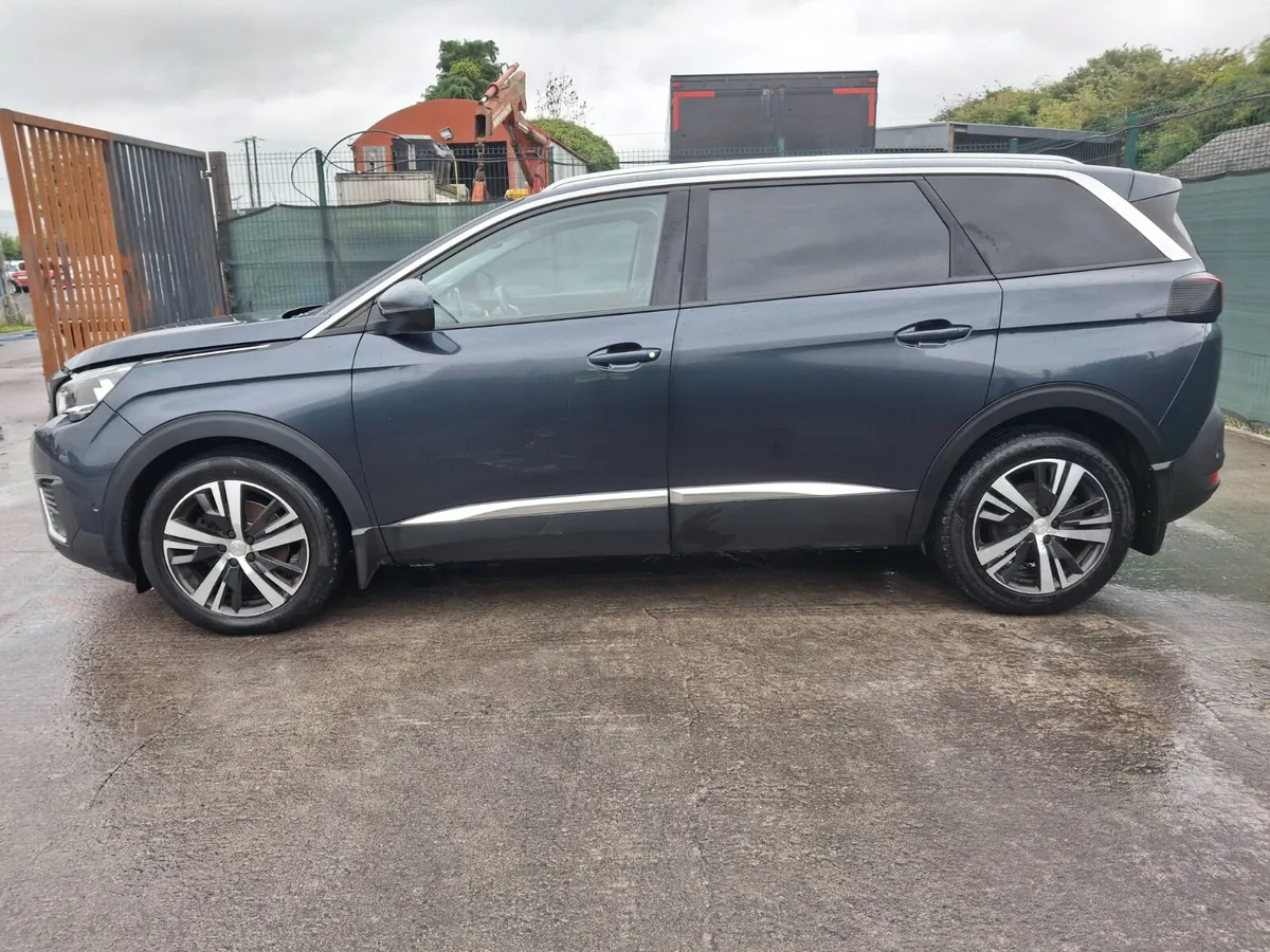 2018 Peugeot 5008  Allure  7 Seater - Image 3